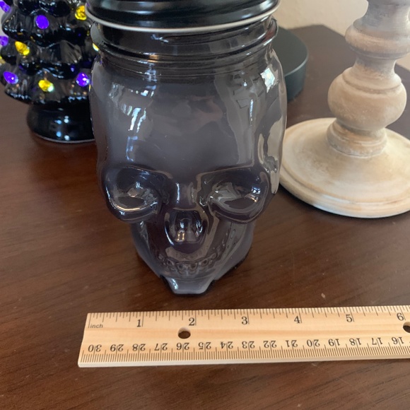 Hand-poured Black Glass Skull Candle - Picture 3 of 8